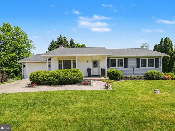 111 Bunker Hill Rd, New Cumberland, PA 17070