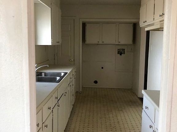 5th image of 1505 Doran Dr