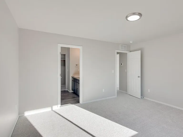 1787 E Kentucky Ave #MAIN — Photo 5
