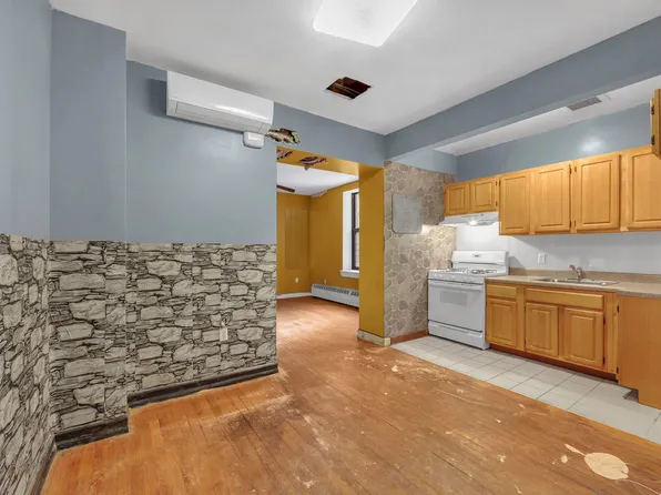 430 Lenox Avenue image 8 of 13