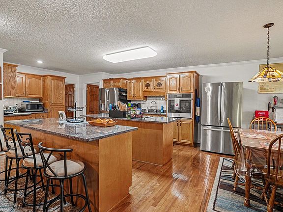 4th image of 436 Tanner Rd.