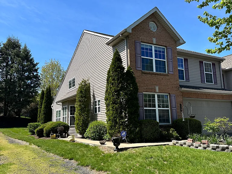 1209 Cross Creek Dr — Photo 8