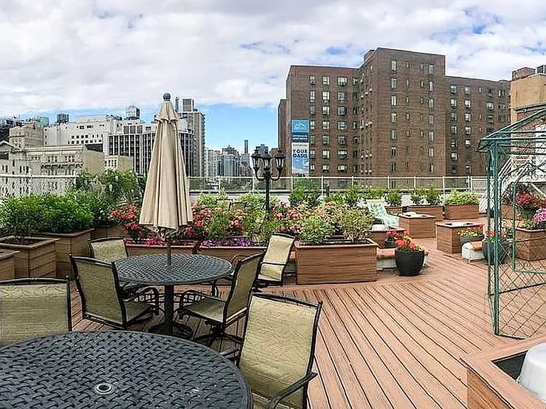 224 1st Ave #3C — Photo 9