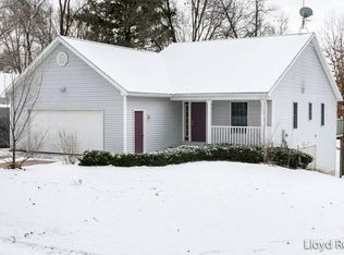 301 Bricker St, Belding, MI 48809