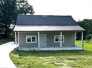 205 Broadway St, Chaplin, KY 40012