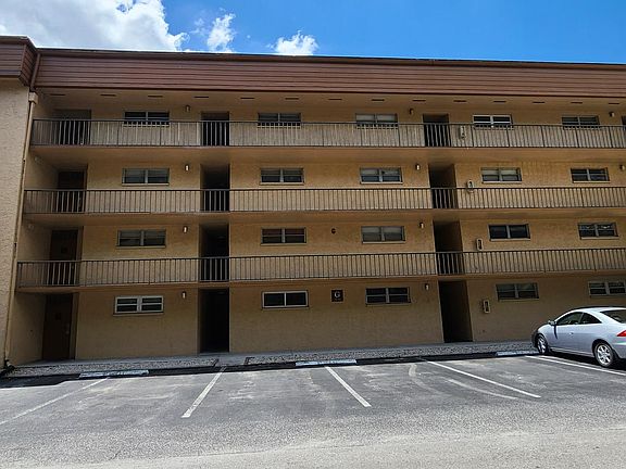 3rd image of 5820 N Church Ave Unit 355