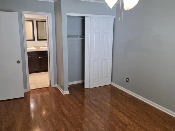 701 Nottoway River Ct APT D, Chesapeake, VA 23320