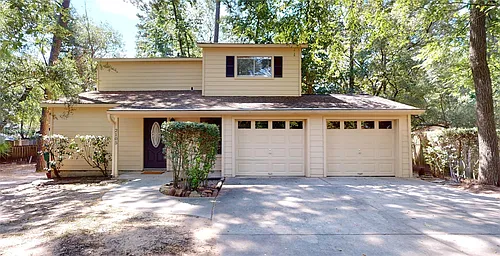 2105 N Red Cedar Cir Photo 1