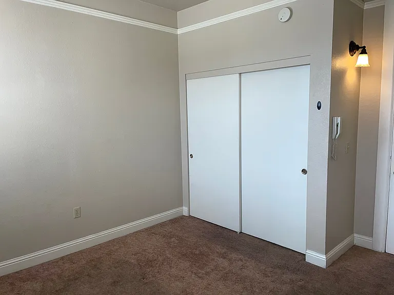 432 Main St #212 — Photo 3