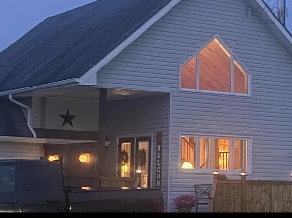12 Clam Point Rd, Barrington, NS B0W 1N0
