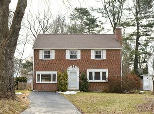 1135 Jericho Rd, Abington, PA 19001