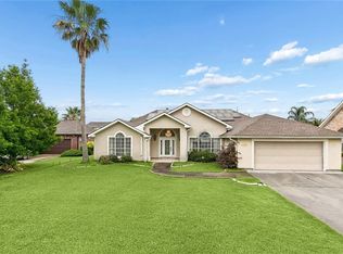 1117 Lake Louise Dr, Gretna, LA 70056