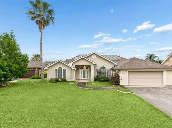 1117 Lake Louise Dr, Gretna, LA 70056