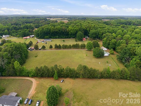 3rd image of Sisk Carter Rd