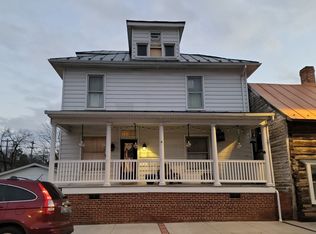 227 E King St, Strasburg, VA 22657