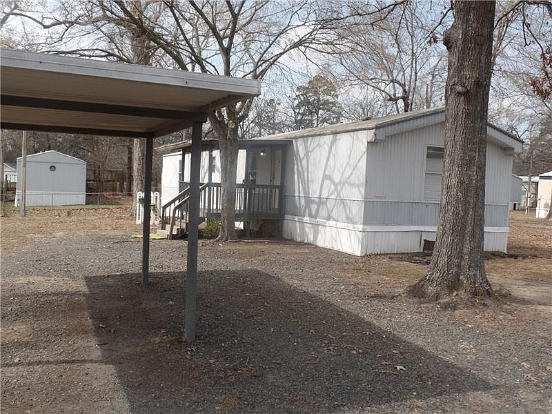 1st image of 107 Oxford Ln