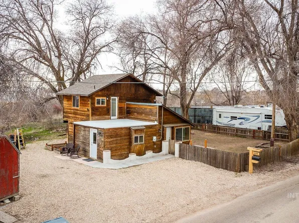 3124 E Chicago St, Caldwell, ID 83605