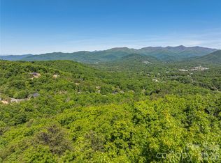 146 Settings Blvd, Black Mountain, NC 28711