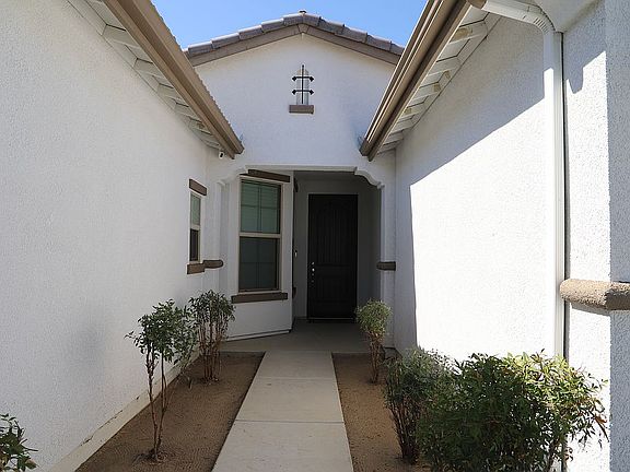 3rd image of 15218 Kingsbury Ct