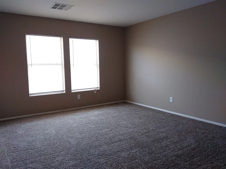 45599 W Tucker Rd — Photo 12