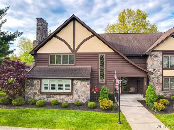5293 E Chestnut Ridge Rd #E, Orchard Park, NY 14127