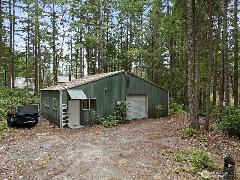 2nd image of 10500 SW Wicks Lake Rd