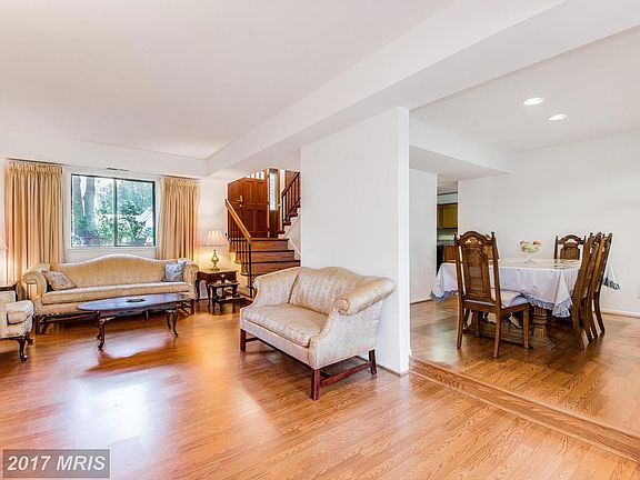 Living Room/ Dining Room/ Foyer