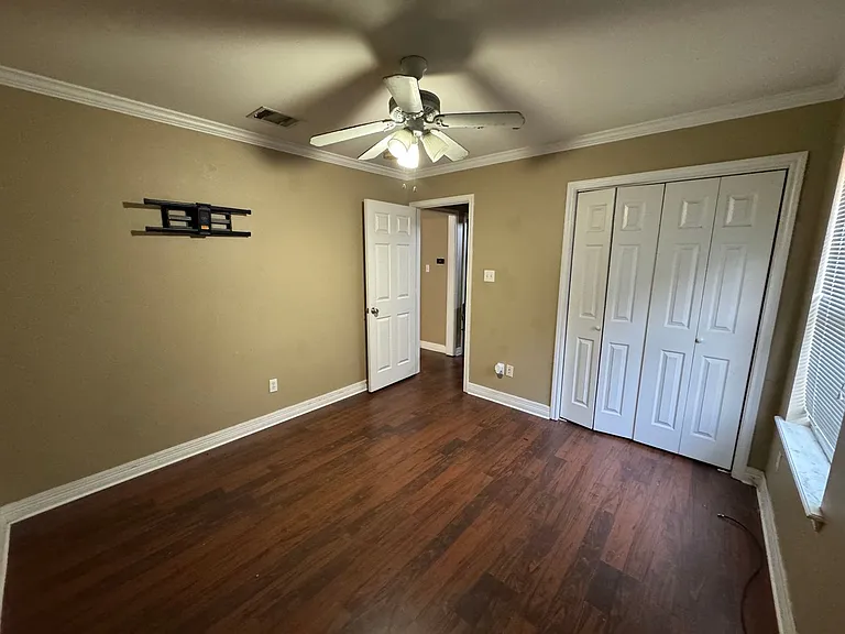 6936 Ash St — Photo 12