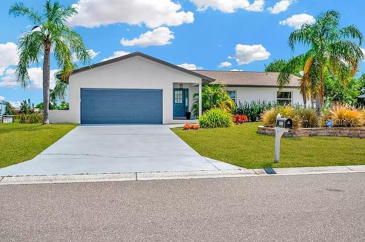 1st image of 721 Eagle Ln
