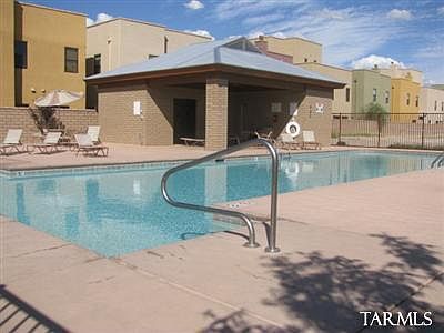 5th image of 293 E Croydon Park