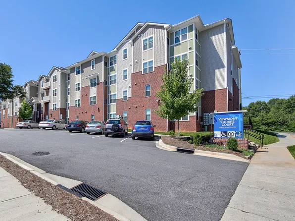 Viewmont Square, 1420 4th Street Dr NW #312, Hickory, NC 28601