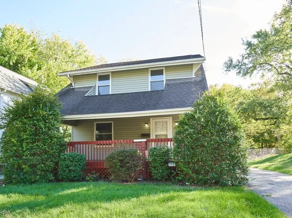990 Baird St, Akron, OH 44306