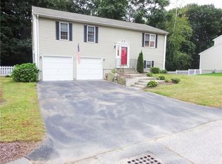 23 Water Fall Way, Cranston, RI 02921