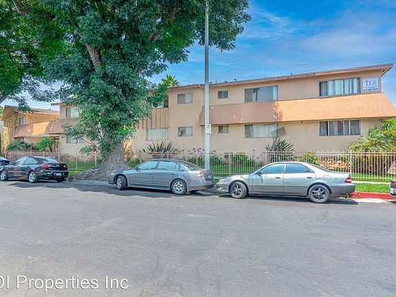 2nd image of 4515 August St Unit 12