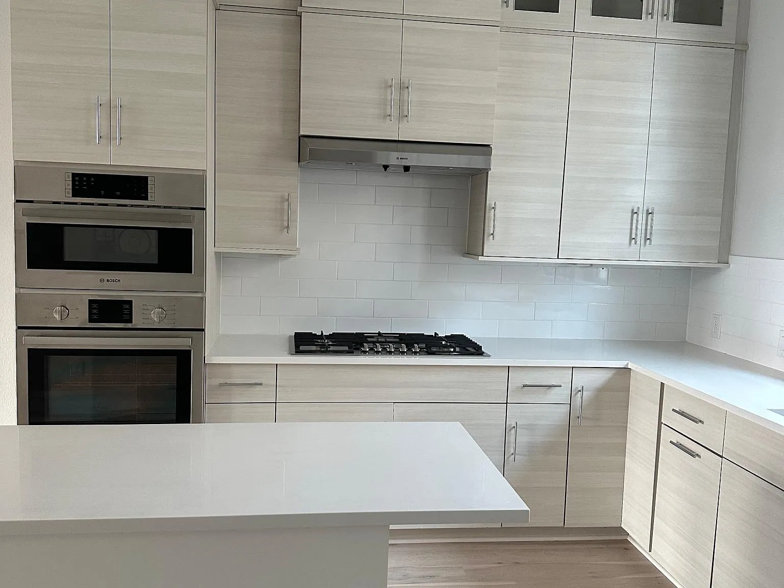2 bed, 1398 sqft, $3,500 — Photo 3