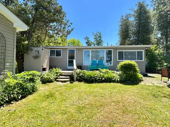 537 Bruce St #13, Saugeen Shores, ON N0H 2C1