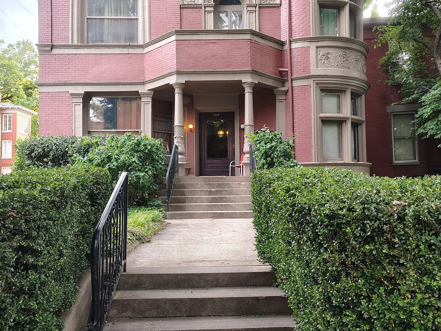 Studio, 725 sqft, $695 — Photo 1