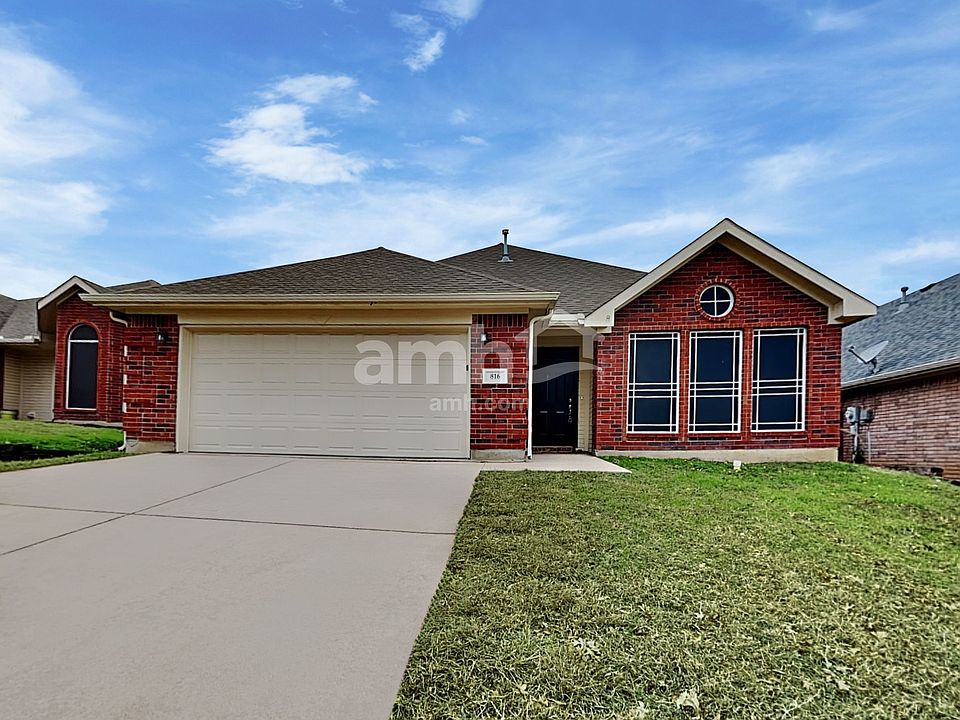 1st image of 816 Lombardy Ct