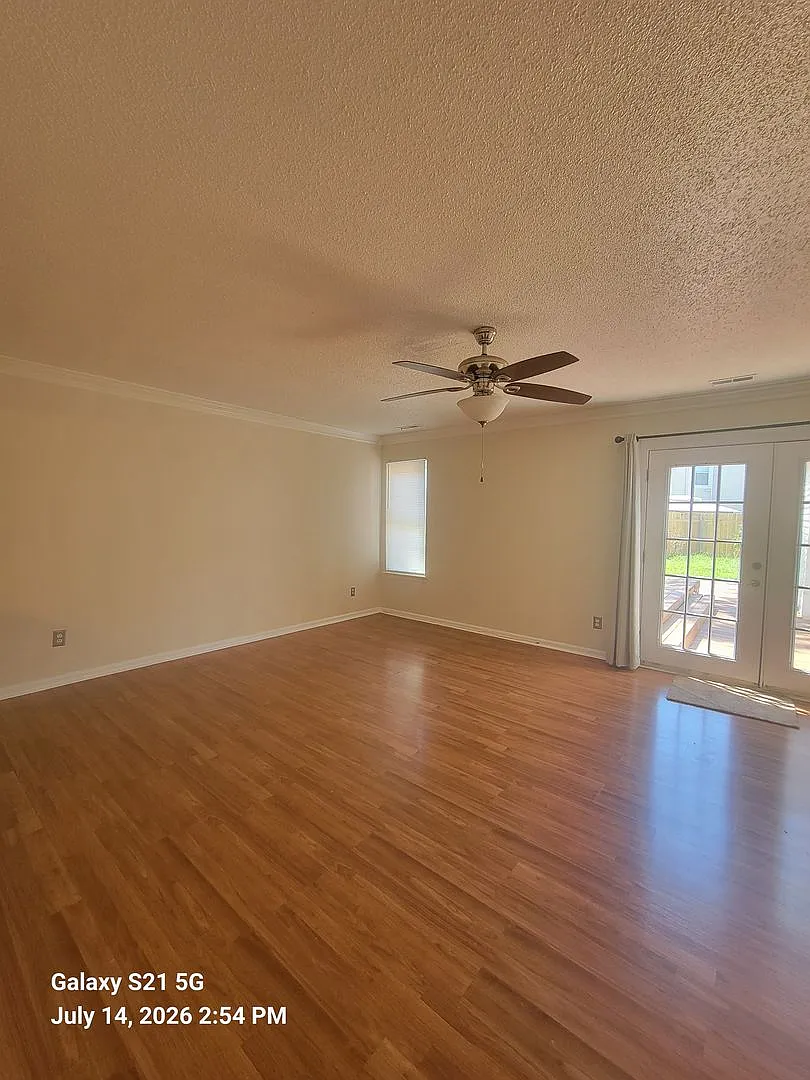 Virginia Beach townhouse. — Photo 3