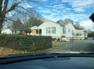 613 W Acadia Ave, Winston Salem, NC 27127