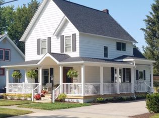 216 S 2nd St, Brighton, MI 48116