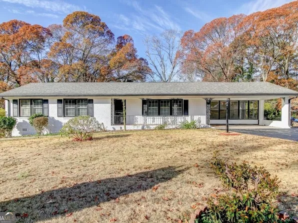 6497 Pleasant Valley Dr, Morrow, GA 30260
