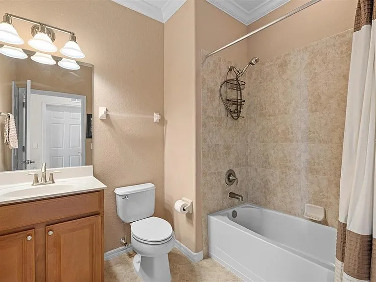 416 Winding Brook Ln #102 — Photo 38