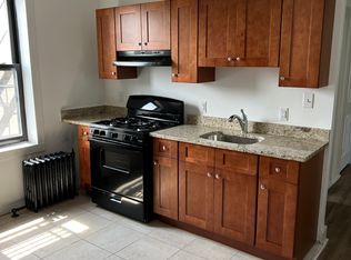 38 Union Ave, Irvington, NJ 07111