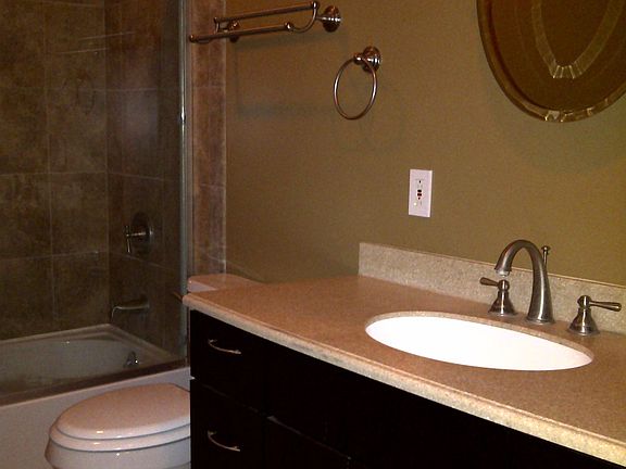 5th image of 1855 Diamond St #5-136