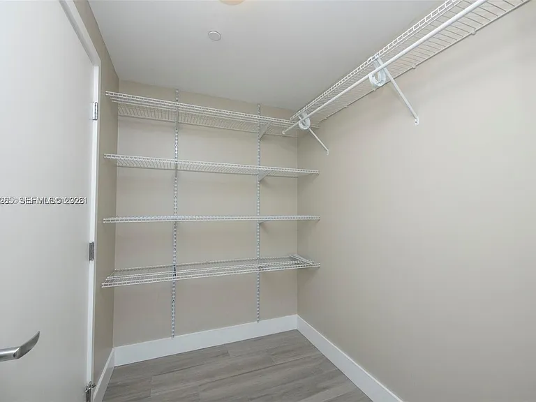 16385 Biscayne Blvd #2515 — Photo 13