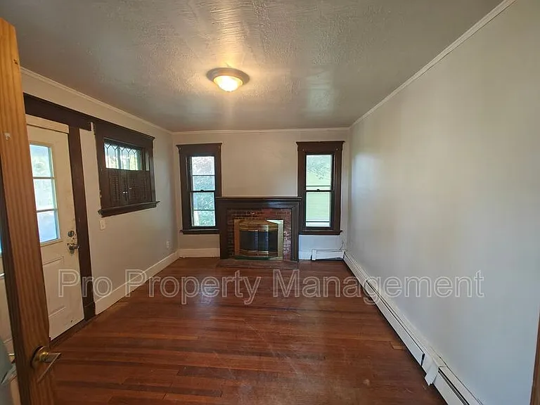 83 Norton St #2 — Photo 13