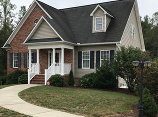 327 Ada Ln, Clemmons, NC 27012