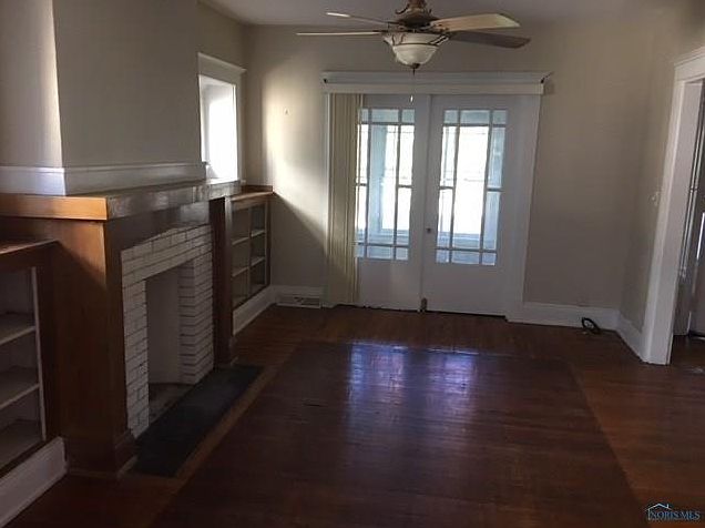 1st image of 2737 Parkwood Ave