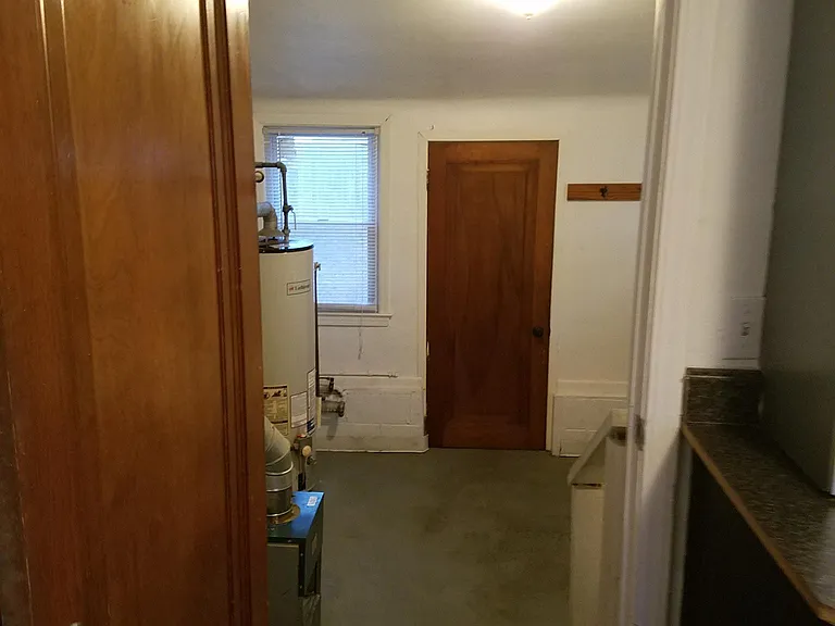 21619 Avalon St — Photo 22